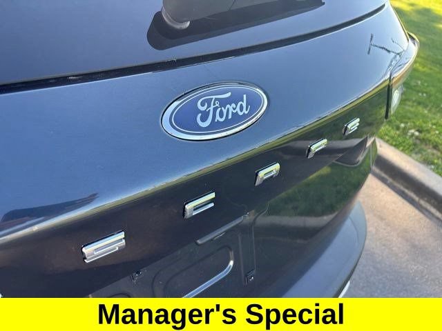 Used 2022 Ford Escape SE FWD image 46