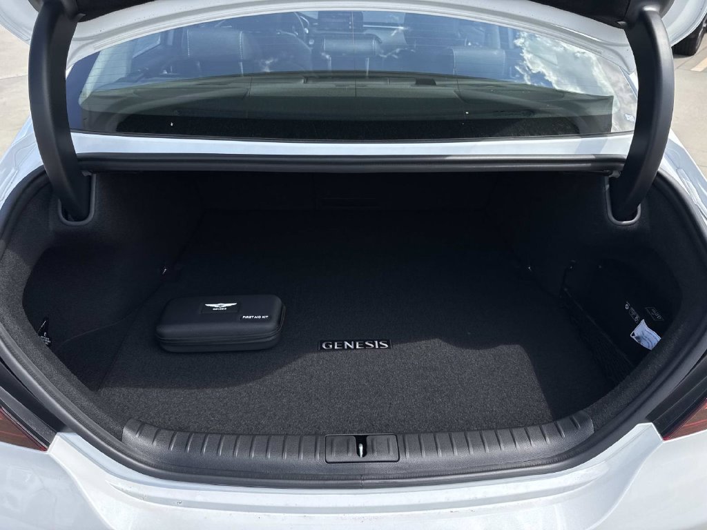 New 2026 Genesis G70 2.5T Prestige RWD image 10