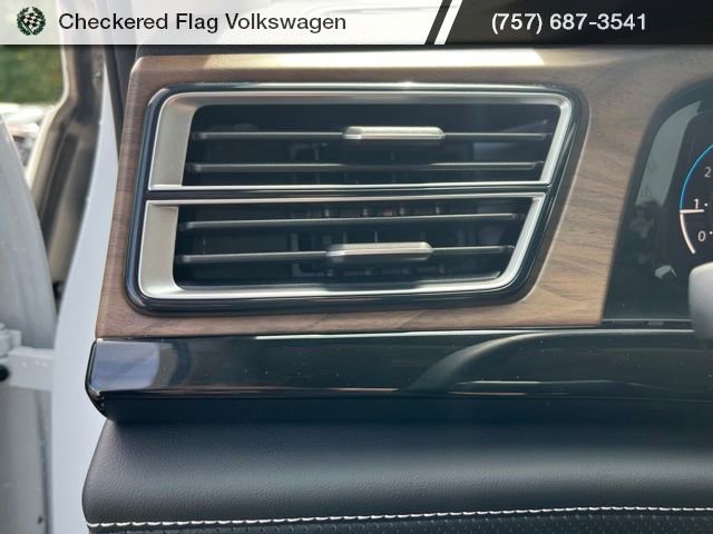 New 2026 Volkswagen Atlas SE image 29