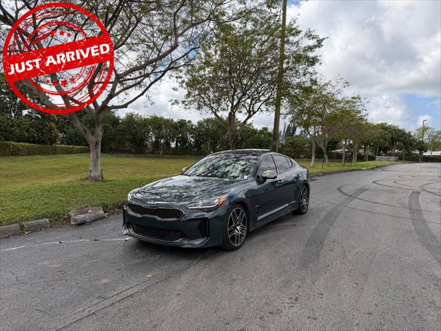Used 2023 Kia Stinger GT2 image 2