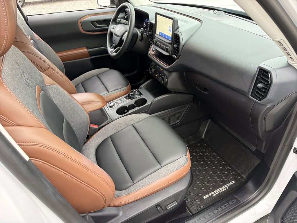 Used 2024 Ford Bronco Sport Outer Banks w/ Tech Package image 28