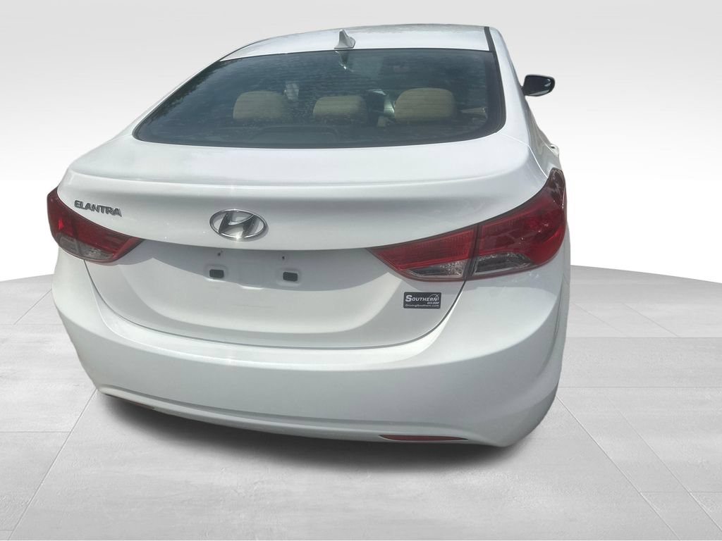 Used 2013 Hyundai Elantra GLS w/ Preferred Pkg FWD image 21