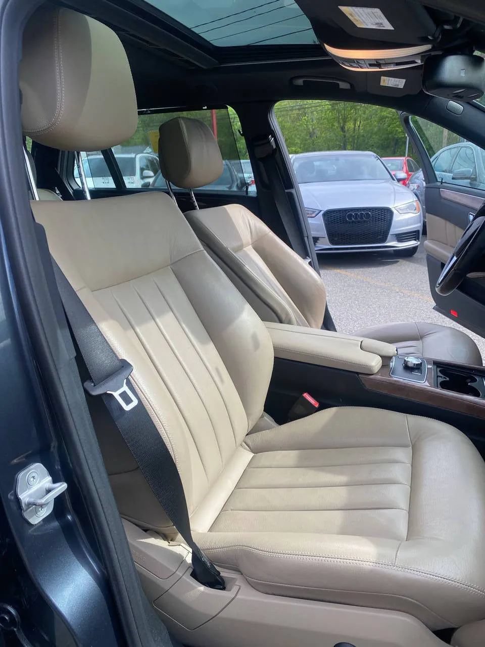Used 2013 Mercedes-Benz E 350 4MATIC Wagon image 15