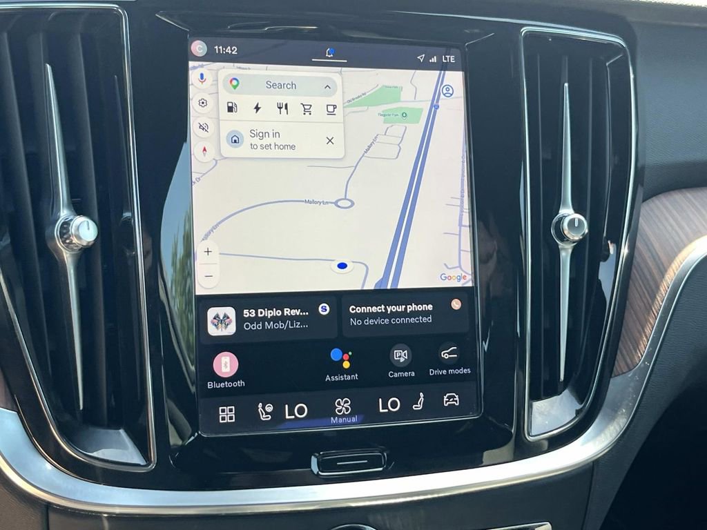 Certified 2023 Volvo S60 T8 Plus w/ Climate Package image 30