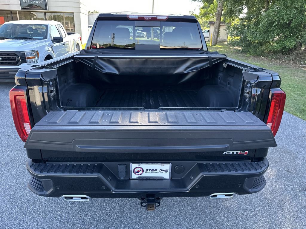 Used 2024 GMC Sierra 1500 AT4 w/ Technology Package AWD/4WD image 32