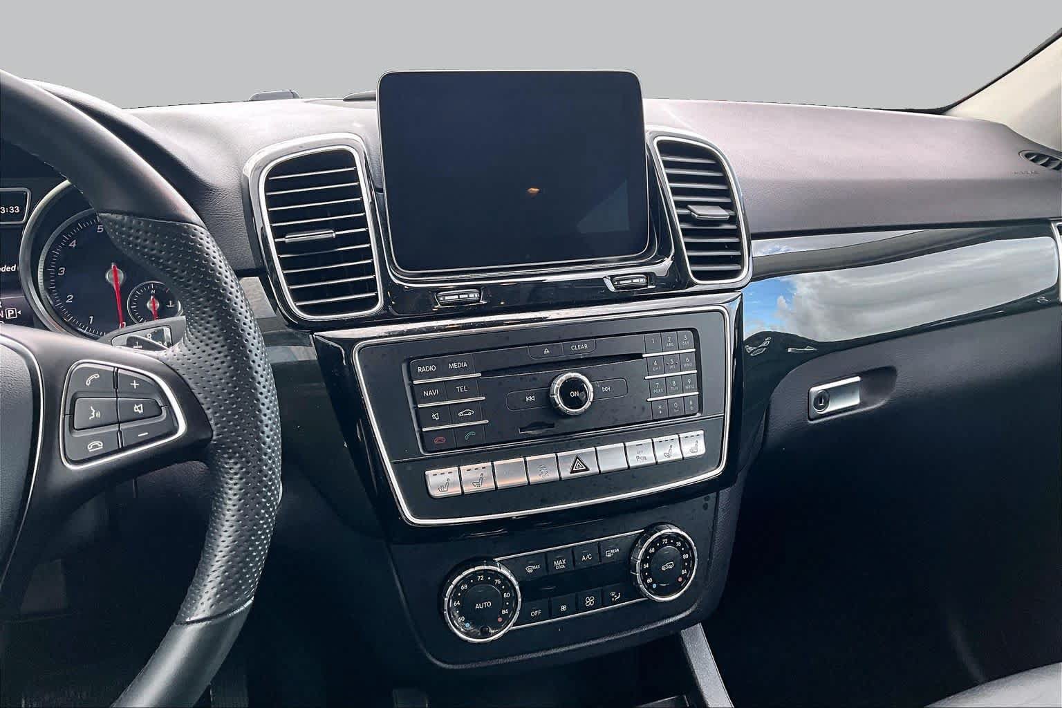 Used 2018 Mercedes-Benz GLE 350 4MATIC image 7