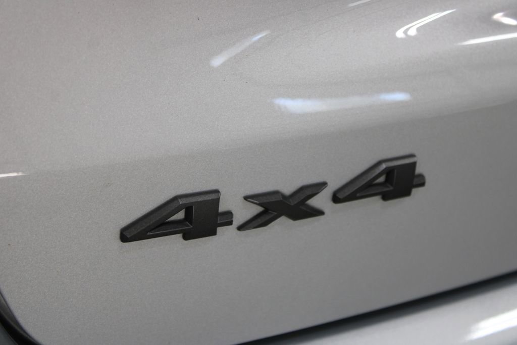 Used 2025 Jeep Compass Trailhawk AWD/4WD image 22