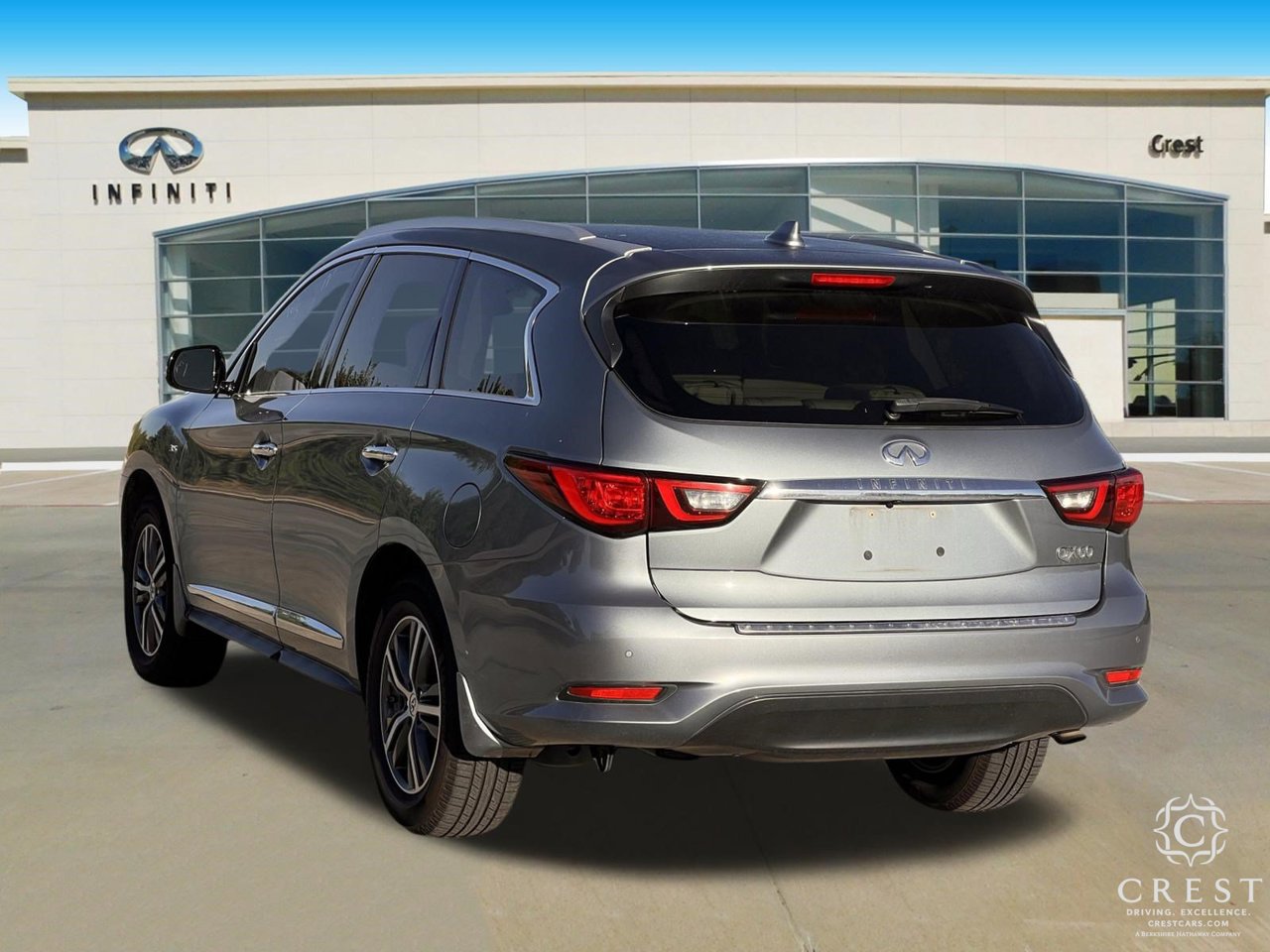 Used 2019 INFINITI QX60 Luxe w/ Essential Package FWD image 7