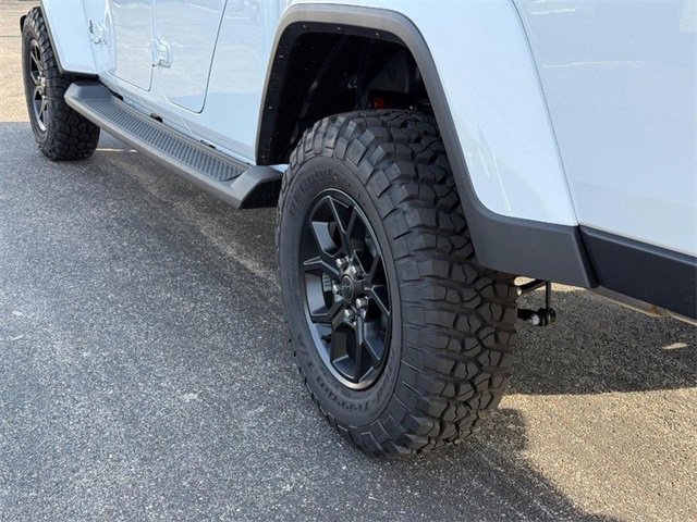 New 2025 Jeep Gladiator Sport image 6
