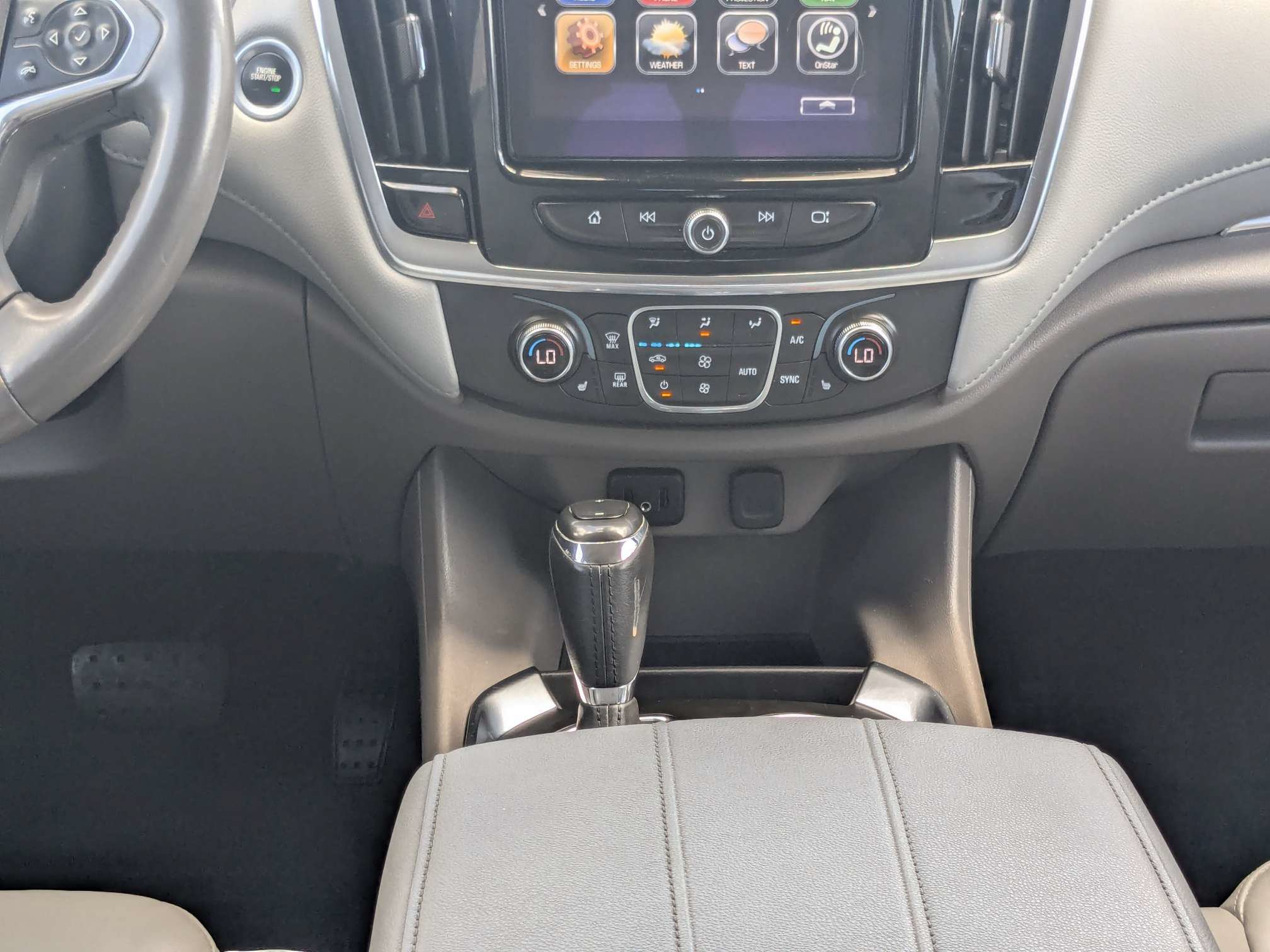 Used 2019 Chevrolet Traverse LT w/ LT Premium Package FWD image 22