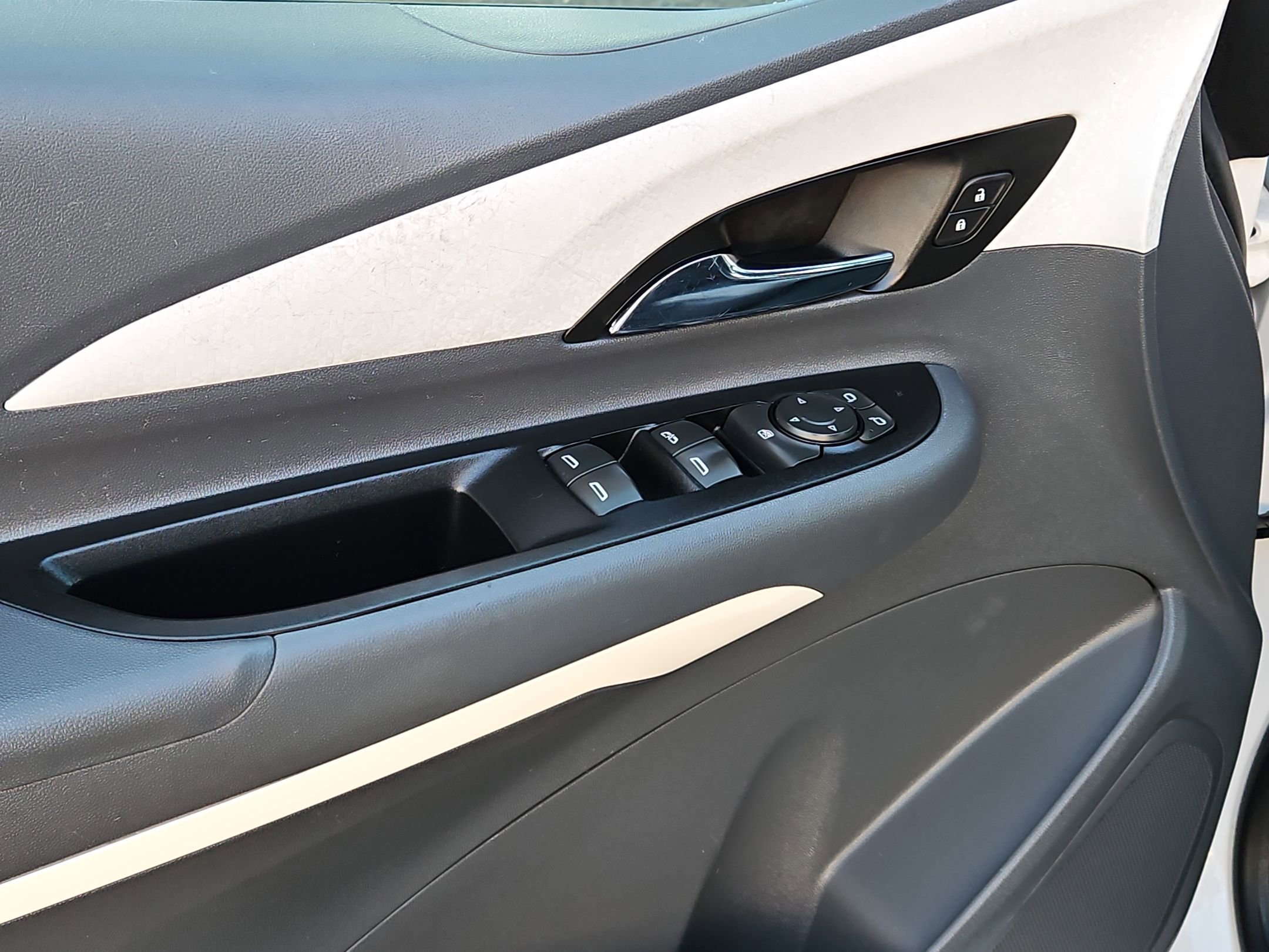 Used 2019 Chevrolet Bolt LT image 10