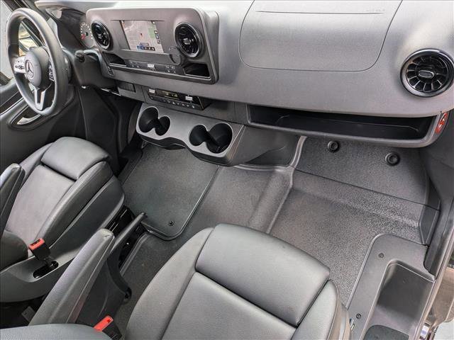 Used 2019 Mercedes-Benz Sprinter 2500 image 19