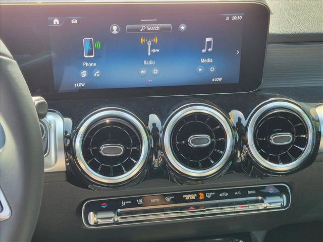 New 2026 Mercedes-Benz GLB 250 image 11