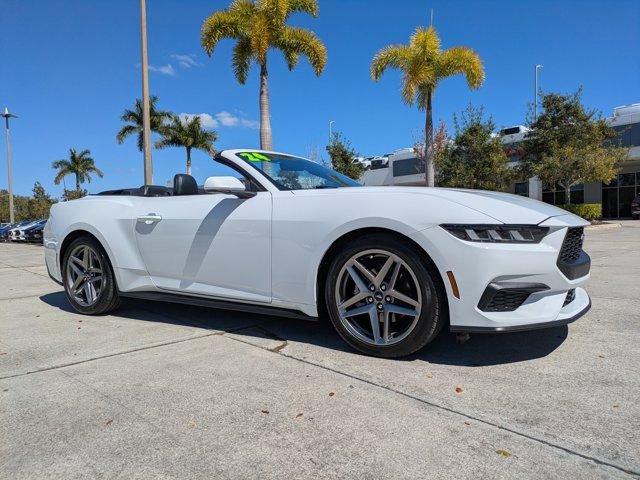 Used 2024 Ford Mustang Premium image 2