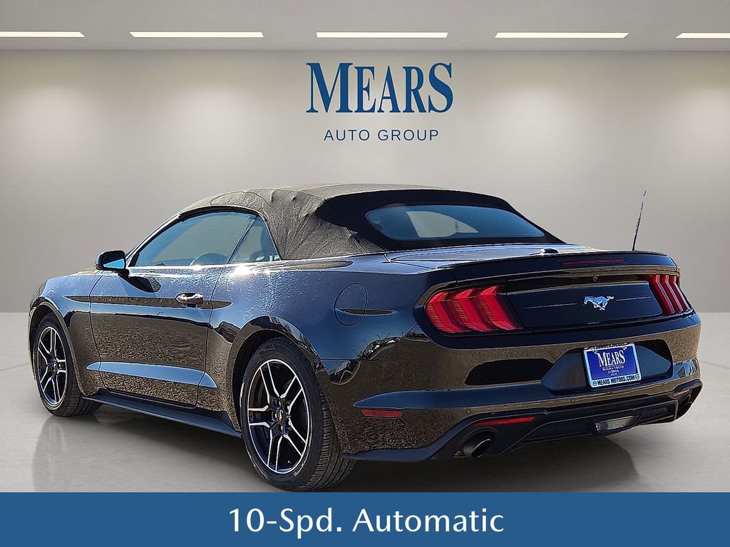Used 2023 Ford Mustang Premium image 4