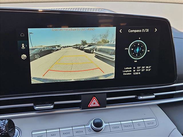 New 2026 Hyundai Elantra Limited FWD image 14