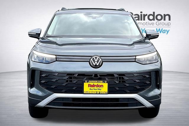 New 2025 Volkswagen Tiguan SE AWD/4WD image 16