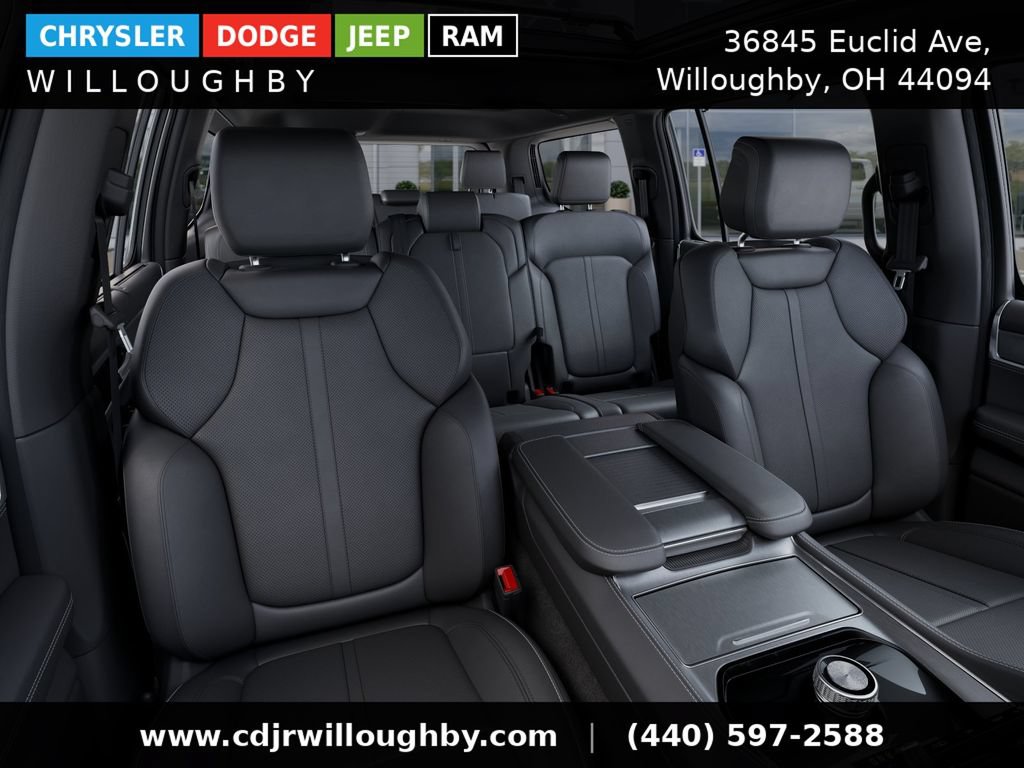 New 2025 Jeep Wagoneer 4WD w/ Convenience Group I image 19