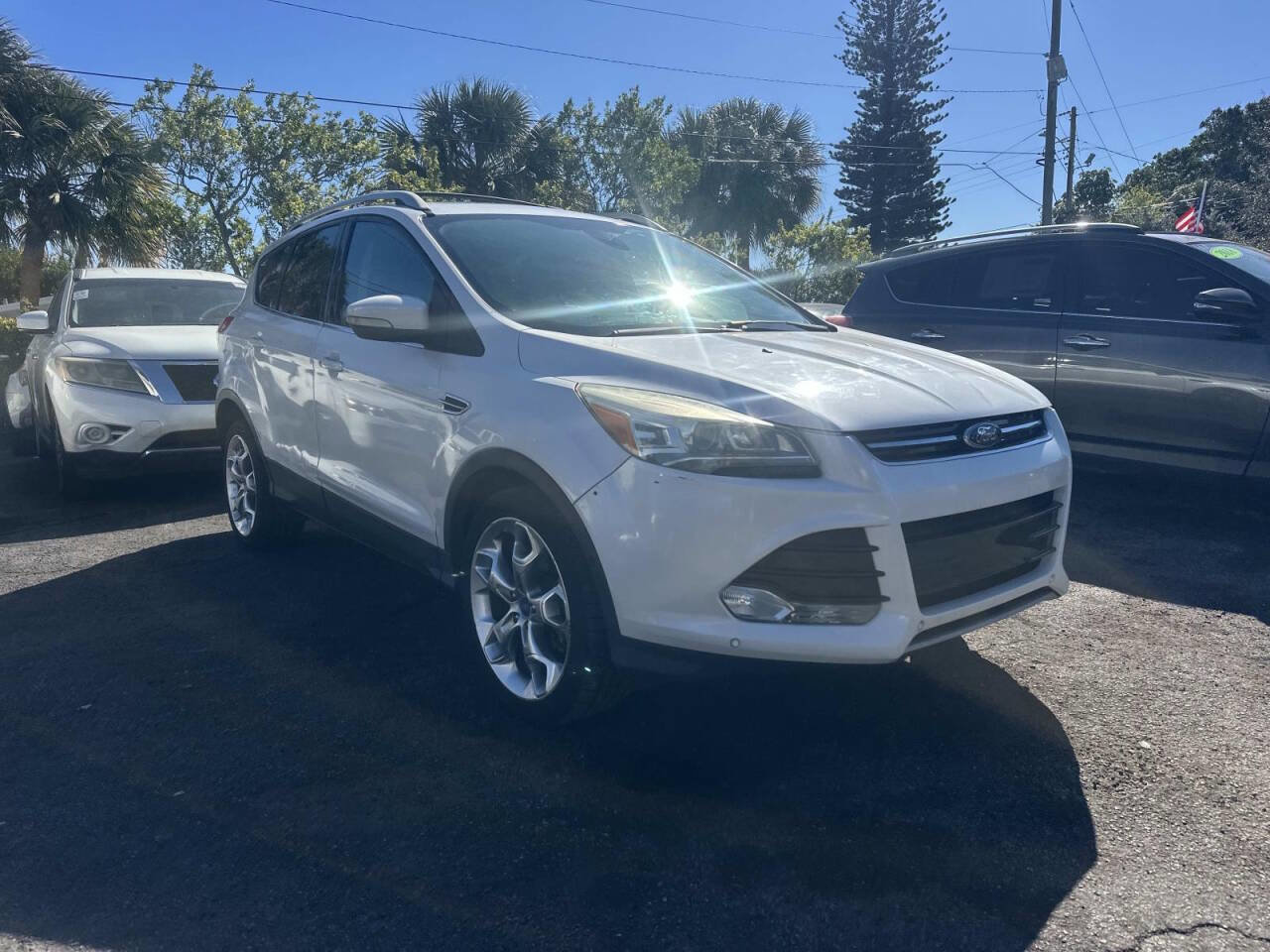 Used 2013 Ford Escape Titanium w/ Parking Technology Pkg image 1