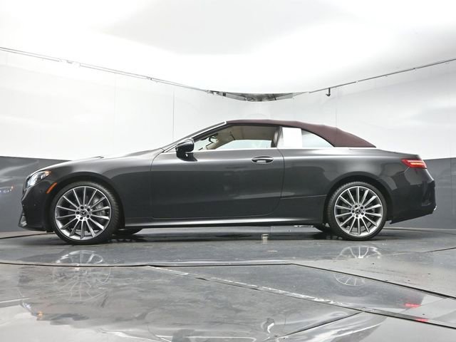 Used 2023 Mercedes-Benz E 450 4MATIC Cabriolet image 37