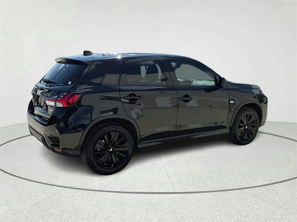 Used 2025 Mitsubishi Outlander Sport LE image 5