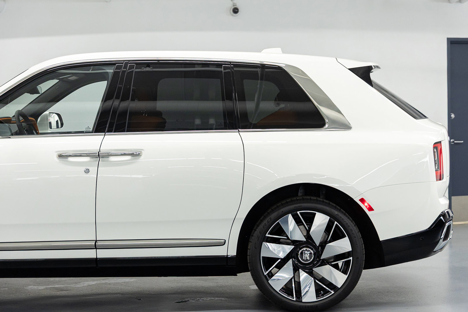 New 2026 Rolls-Royce Cullinan image 18