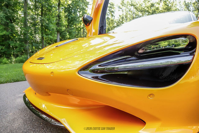 Used 2026 McLaren 750S Spider RWD image 42