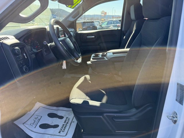 Used 2019 Chevrolet Silverado 1500 Custom w/ Custom Value Package image 9