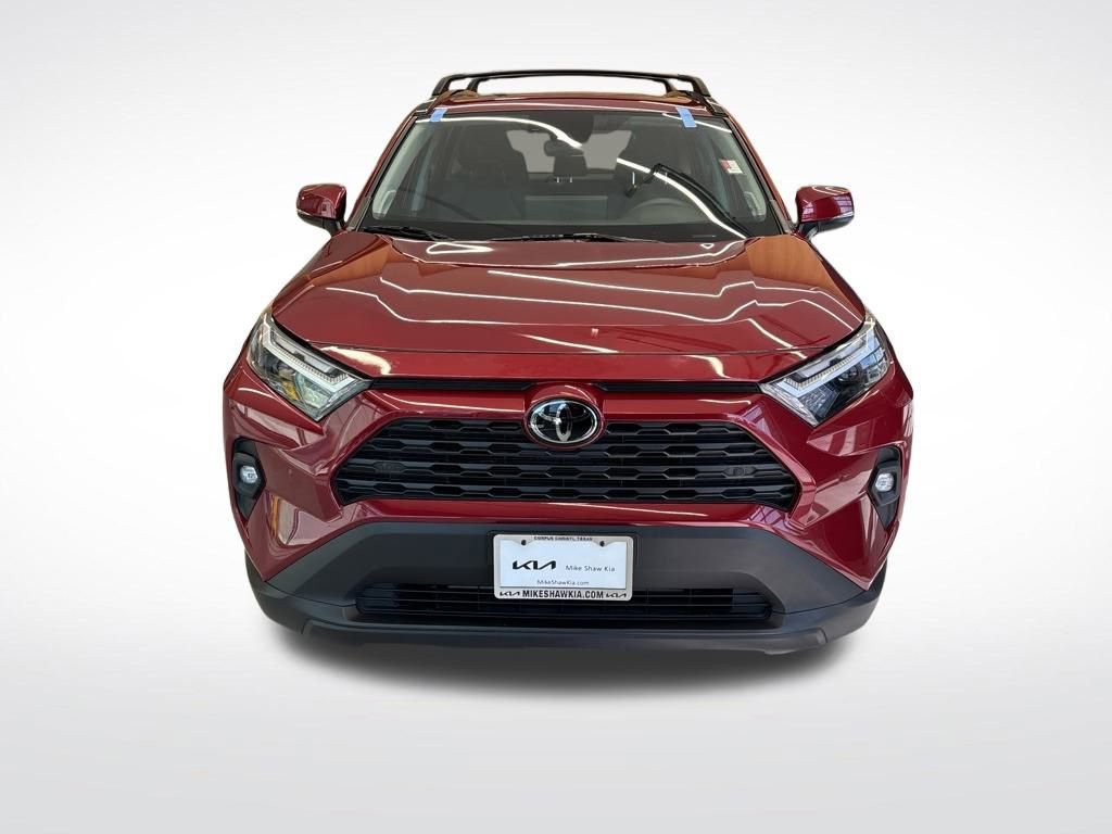 Used 2023 Toyota RAV4 XLE Premium image 11