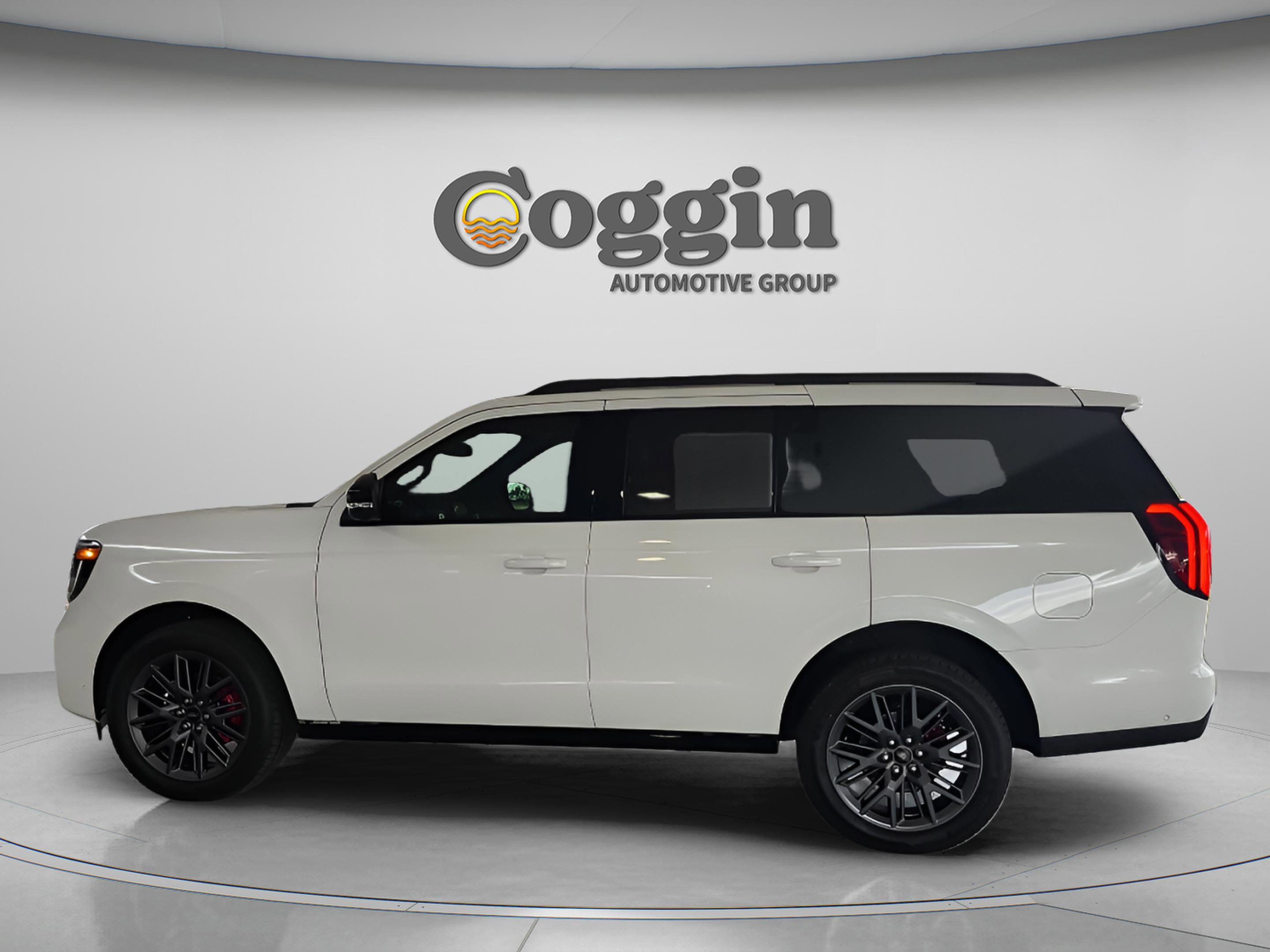 New 2025 Ford Expedition Platinum w/ Stealth Performance Package AWD/4WD image 2