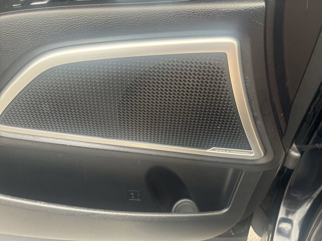 Used 2020 Kia Telluride EX w/ EX Premium Package FWD image 8