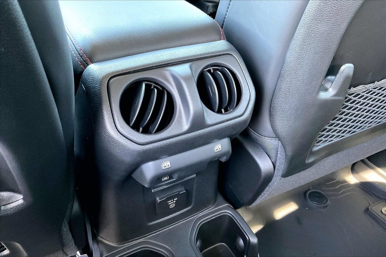 New 2026 Jeep Gladiator Rubicon w/ Steel Power Dome Hood Package AWD/4WD image 13