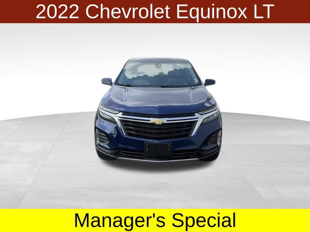 Used 2022 Chevrolet Equinox LT w/ Driver Convenience Package FWD image 2