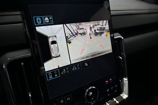 New 2026 GMC Acadia Elevation w/ Black Edition FWD image 17