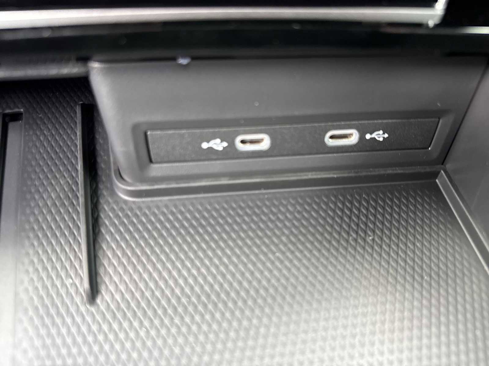 Used 2026 Volkswagen Atlas Cross Sport SE image 37