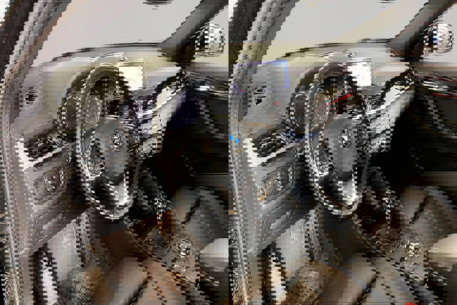 Used 2020 BMW X2 sDrive28i w/ Convenience Package image 14