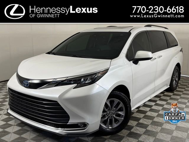 Used 2024 Toyota Sienna XLE