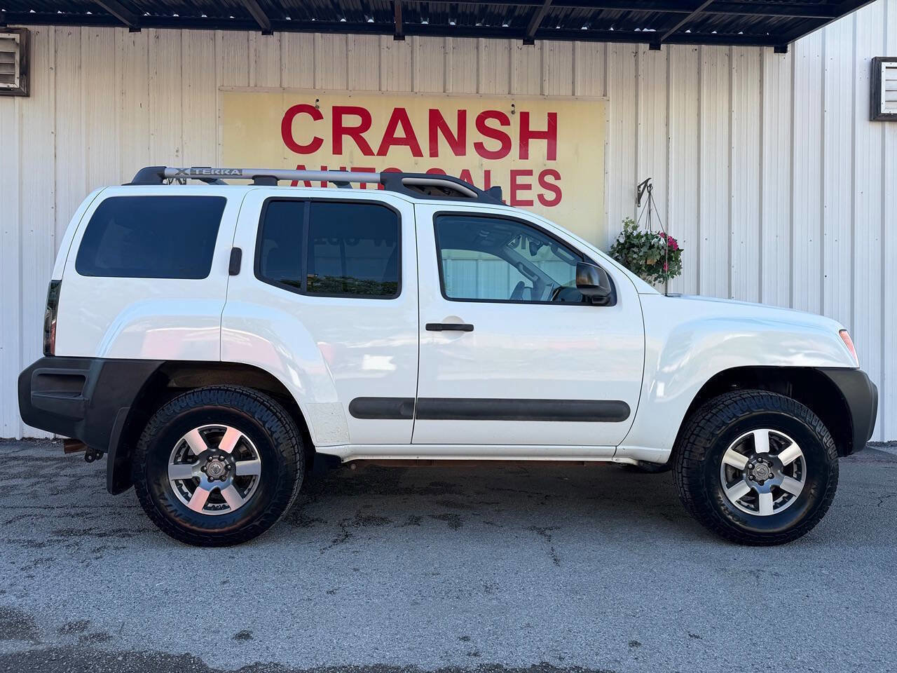 Used 2013 Nissan Xterra PRO-4X image 5