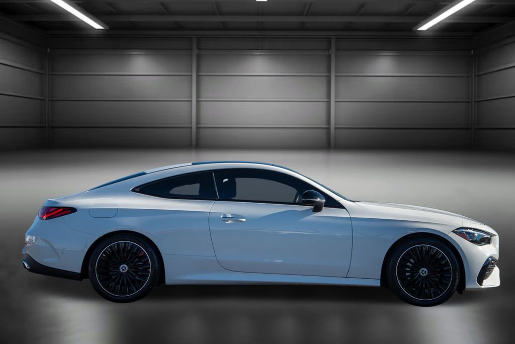 Used 2024 Mercedes-Benz CLE 300 4MATIC Coupe image 9
