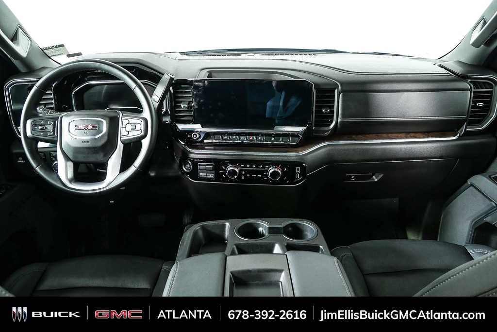 Used 2025 GMC Sierra 1500 SLT AWD/4WD image 19