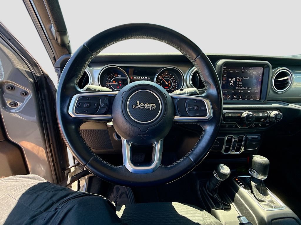 Used 2019 Jeep Wrangler Unlimited Sahara image 12