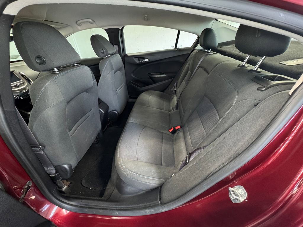 Used 2016 Chevrolet Cruze LT w/ Convenience Package FWD image 21