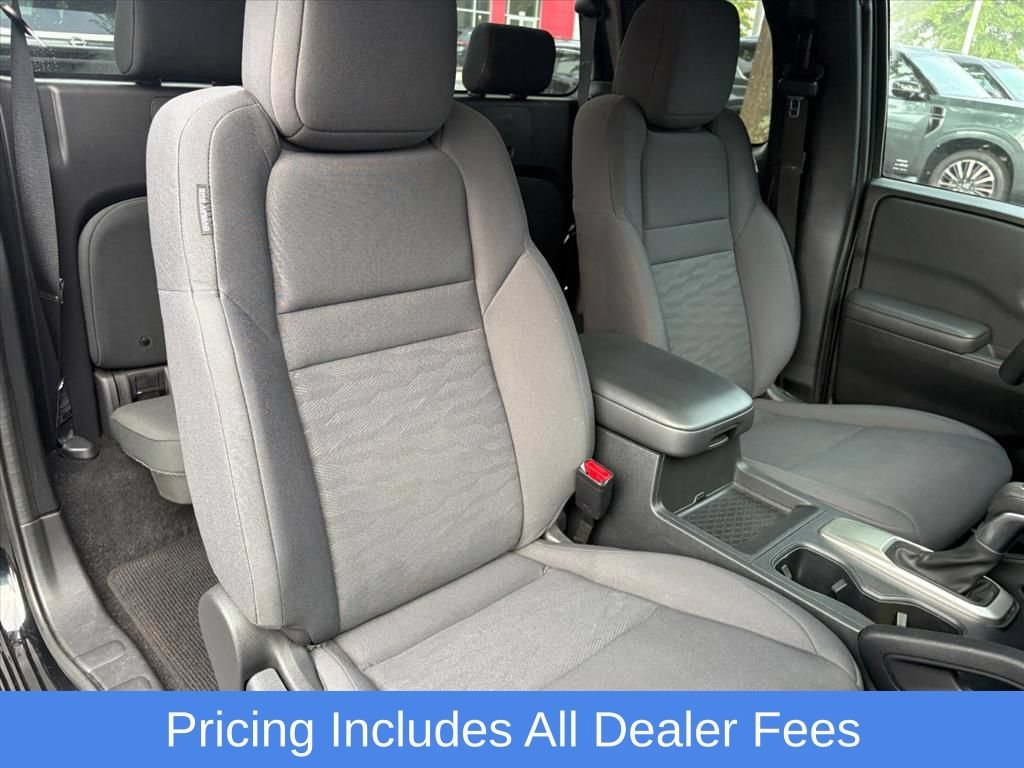 Used 2022 Nissan Frontier S AWD/4WD image 17