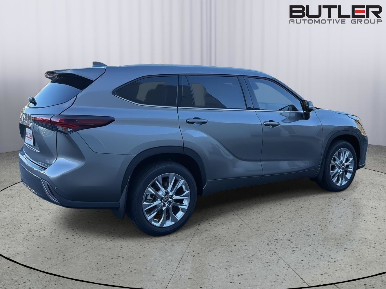 New 2026 Toyota Highlander Limited AWD/4WD image 7