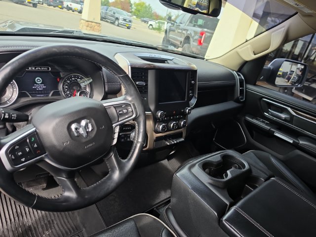Used 2019 RAM 1500 Laramie AWD/4WD image 16
