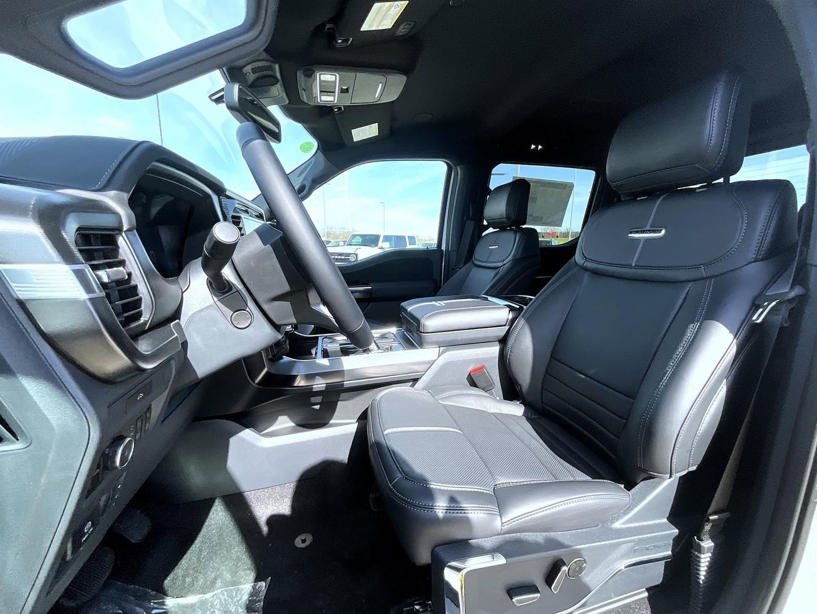 New 2026 Ford F150 Platinum w/ Equipment Group 702A High AWD/4WD image 9