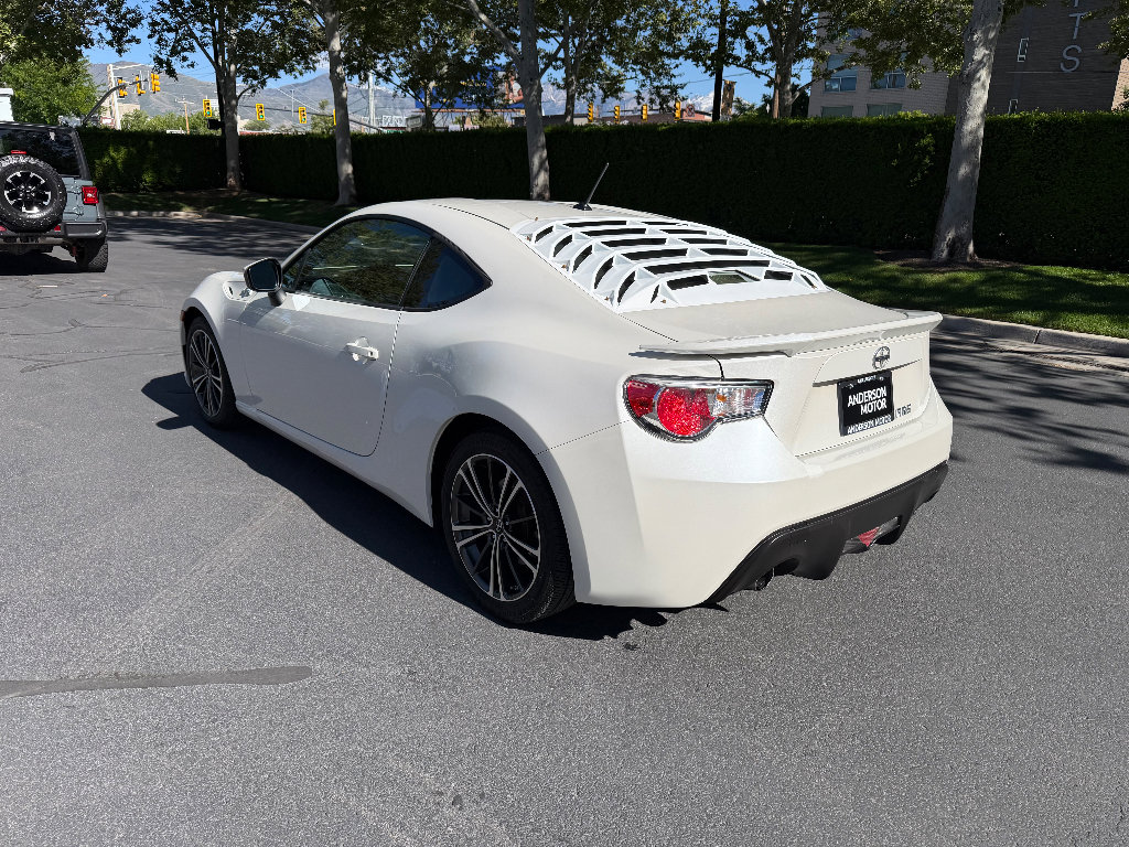 Used 2013 Scion FR-S RWD image 9