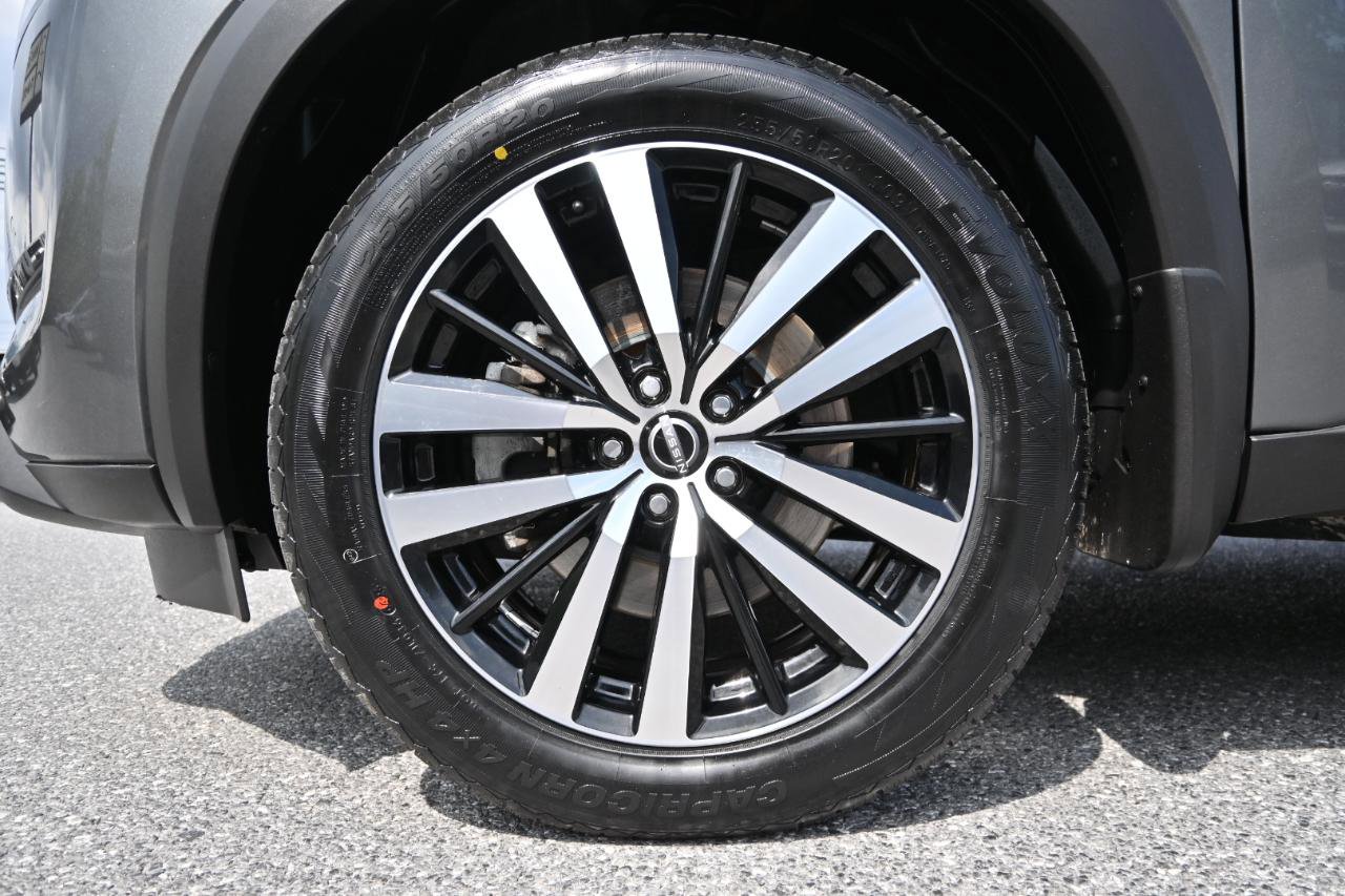 Used 2023 Nissan Pathfinder Platinum w/ Cargo Package AWD/4WD image 41