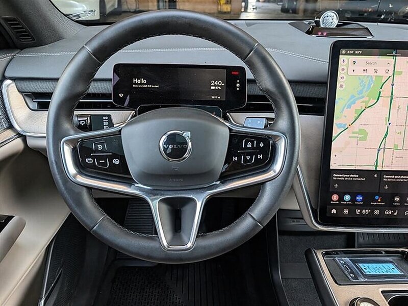 Used 2025 Volvo EX90 Ultra AWD/4WD image 19