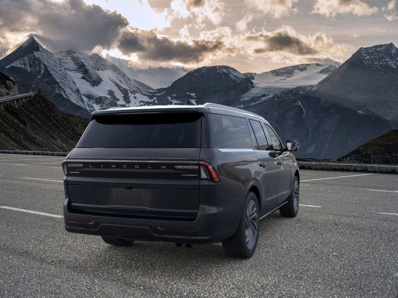 New 2025 Lincoln Navigator L Reserve image 8